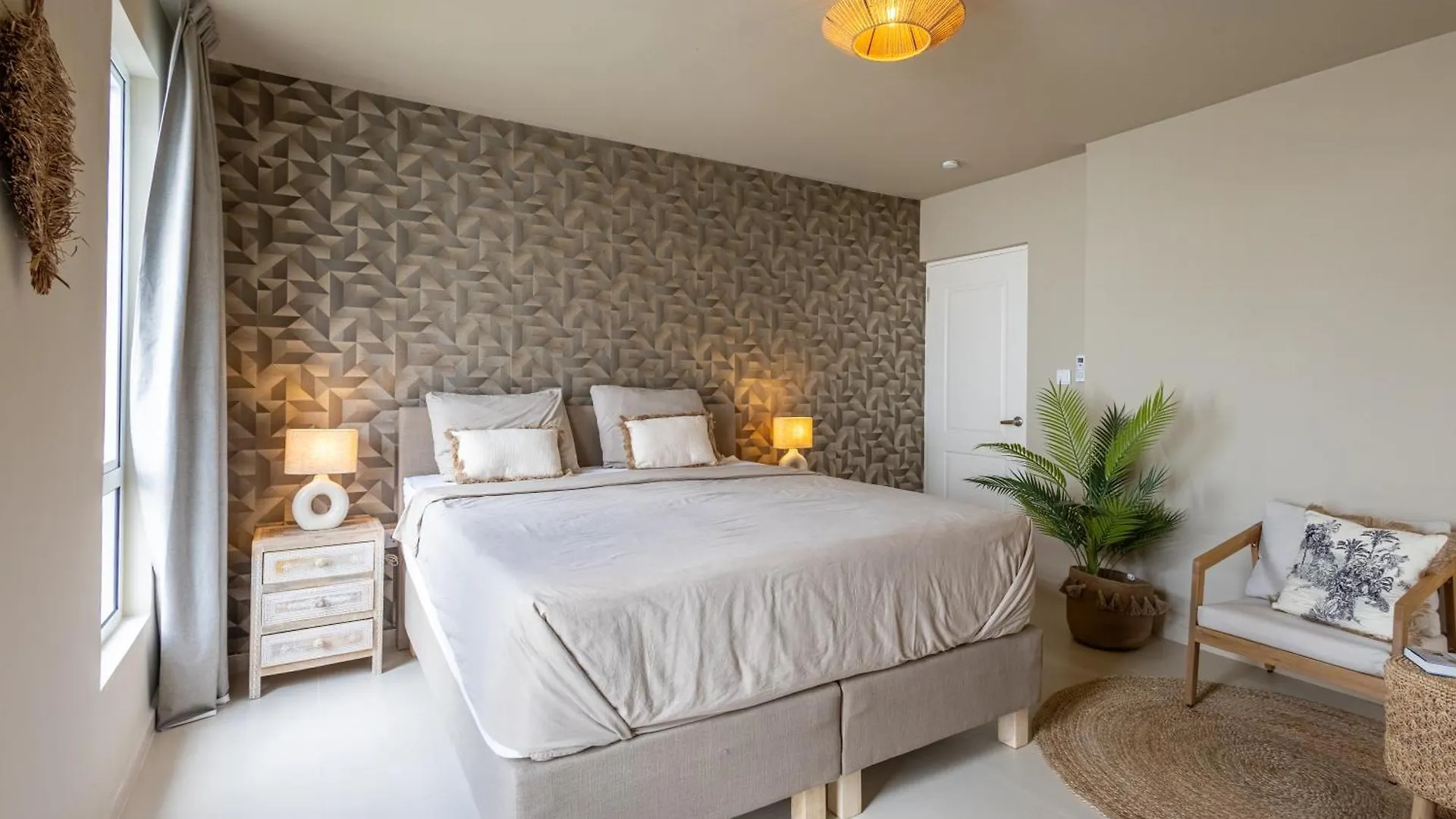 Luxe Nieuwbouw Villa Toplocatie In Jan Thiel